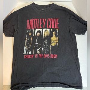 Mötley Crüe Black Graphic T-Shirt